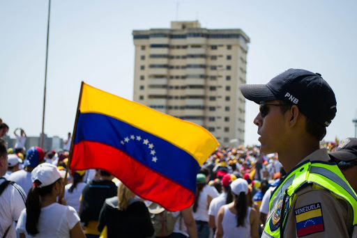 베네수엘라의 정치적 혼란에 대한 고찰