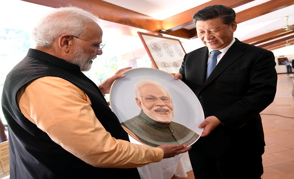 [이슈트렌드] 인도, 중국과 정상회담
